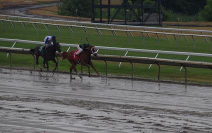 Harbour Way, with Albin Jimenez in the saddle, breaks her maiden in race 1 at Monmouth Park on July 15, 2018